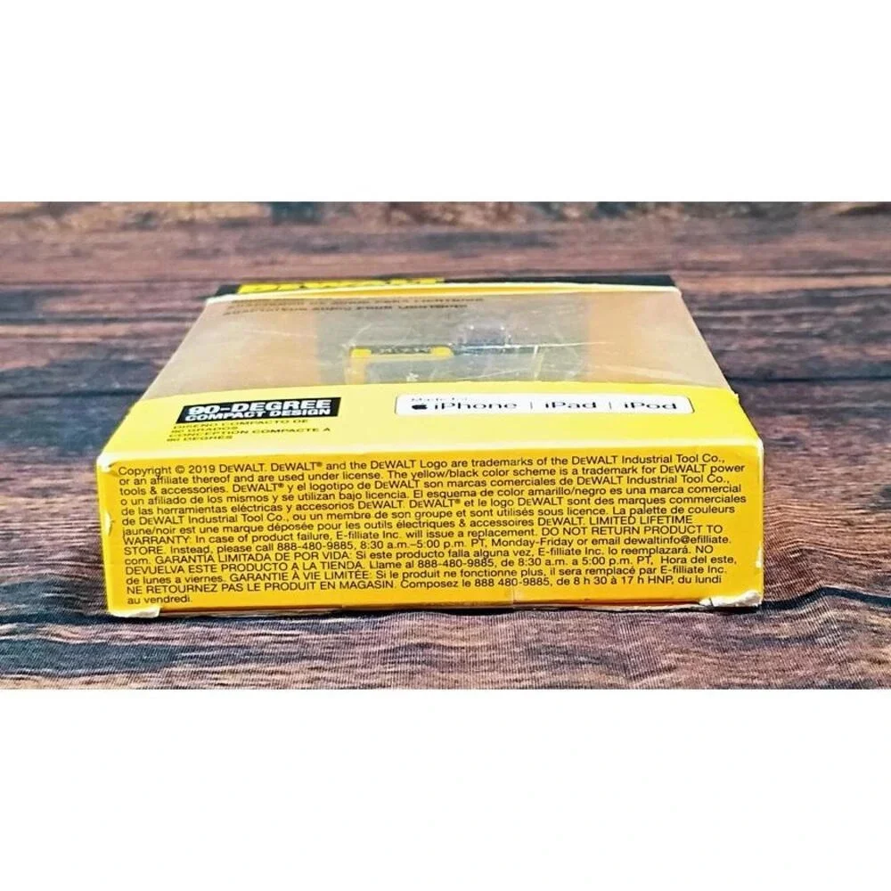DeWalt 3.5mm Audio‎ Adapter for Lightning Devices